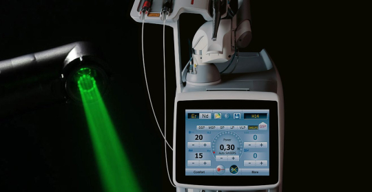 https://drsabadentalclinic.com/wp-content/uploads/2023/11/fotona-laser-lightwalker-1.jpg