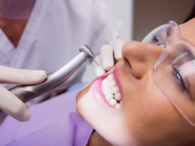 https://drsabadentalclinic.com/wp-content/uploads/2023/12/teeth-restoration-640x480.jpg